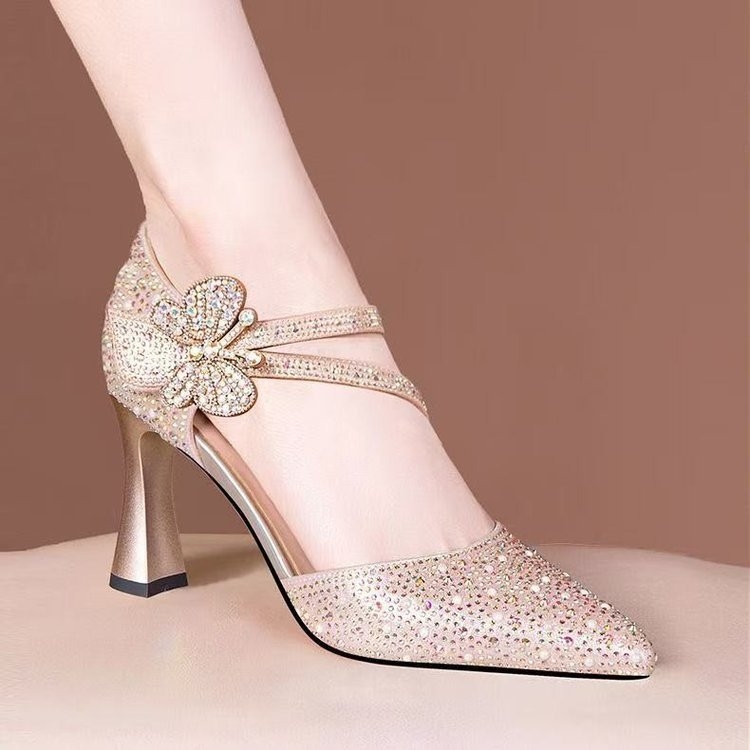 Languotos minkštos odos auksinės banketinės aukštakulniai, aukštos klasės auksinės basutės, moteriški stori kulniukai, 2025 m. naujo stiliaus moteriški batai su sijonais