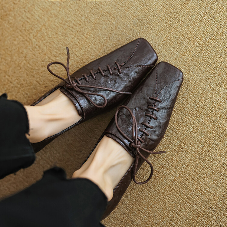 ~ Pantofi retro francezi ~ 2024 primăvară/vară, cu toc jos, vârf pătrat, cu deschidere adâncă, casual, cu toc gros, suprafață moale, pantofi din piele, toamnă