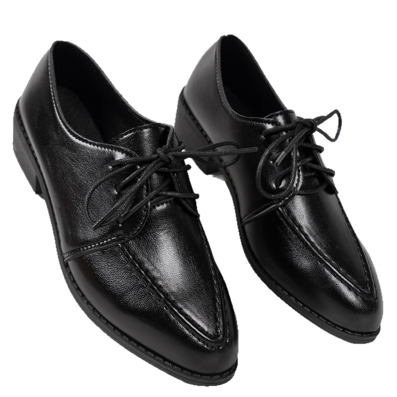 2025 m. vasaros nauji smailios nosies suvarstomi žemi kulniukai stori kulniukai užsienio prekybos batai moterims, Europos ir Amerikos tarpvalstybiniai dideli dydžiai madingi maži odiniai batai