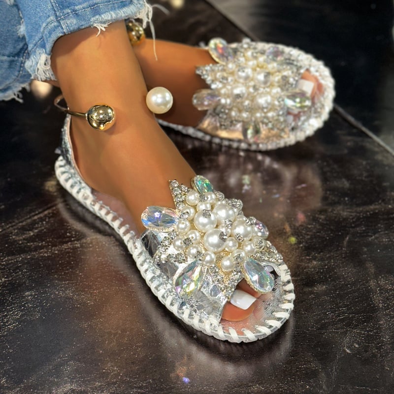 Papuci plați cu accesorii florale clasice cu perle, sandale populare în stoc, pantofi de plajă la modă