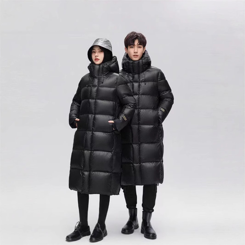 Naujos žieminės juodos aukso spalvos pūkinės striukės, unisex, blizgios, ilgos, pastorintos, šiltos, neskalbiamos, didmeninė prekyba iš gamyklos.