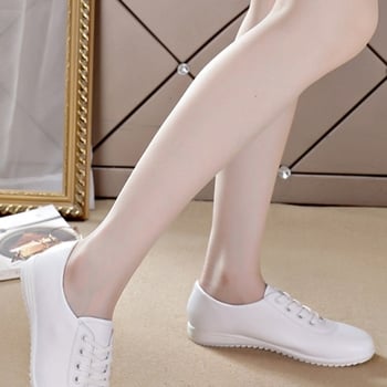 Pantofi albi cu talpă moale pentru femei 2025 Primăvara nouă casual cu talpă plată din piele pentru femei pantofi de mamă cu talpă de tendon