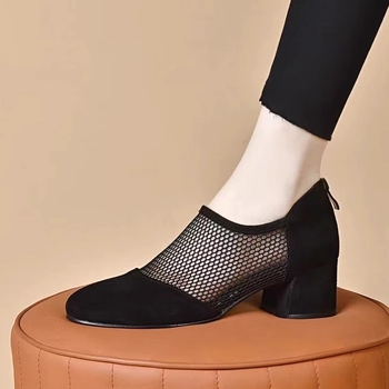 Εξωτερικό Εμπόριο Διασυνοριακά Καλοκαιρινά Πλέγματα Αναπνέοντα Σανδάλια για Γυναίκες 2025 Νέα Χοντρά Φλατς από Μαλακό Δέρμα Γυναικεία Παπούτσια με Κοφτά Τακούνια