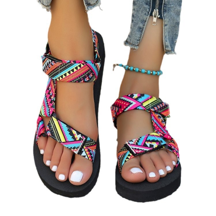 Vanjska trgovina na zalihi 2024. ljetne nove sandale za plažu s debelim potplatom, čičak trakom, europske i američke etničke, ženske, veleprodajne, 43