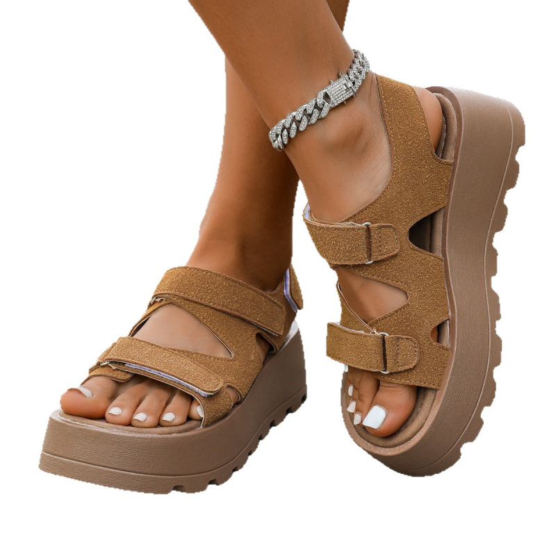 Prekogranične retro sandale za žene, ljeto 2025., novi stil, mala visina, povećana platforma, ležerne rimske ženske cipele za odmor na plaži