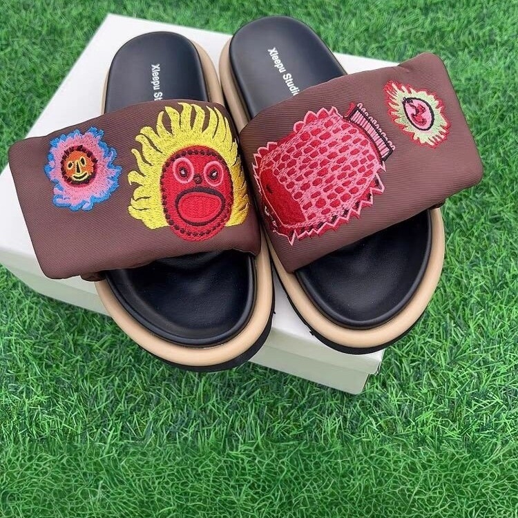 Papuče s debelim potplatom na čičak za žene, vanjska odjeća, nove sandale u boji bundeve za ljeto 2025.