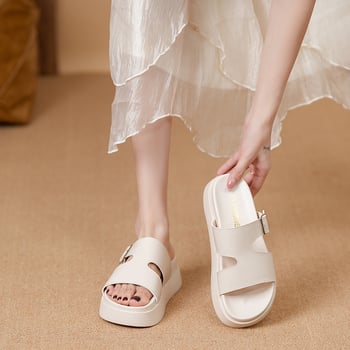 Papuci ultra-ușori cu talpă groasă pentru femei, îmbrăcăminte exterioară, cu cataramă cu un singur cuvânt, sandale romane, stil nou, platformă, talpă mică, pantofi de plajă