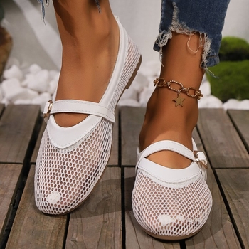 Ευρωπαϊκά και Αμερικανικά μεγάλα σανδάλια με σχισμές και πλέγμα για εξωτερική χρήση, καλοκαίρι 2024, νέα φλατ σανδάλια με στρογγυλή μύτη, χονδρική πώληση