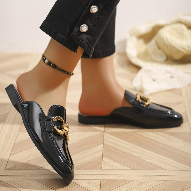 Sandale plate cu vârful închis, în stil francez, pentru purtare zilnică, pantofi de birou fără mâneci pentru femei, cu decorațiuni metalice, respirabile și ușoare