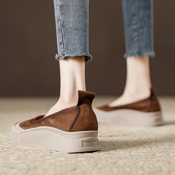 Γυναικεία Μοκασίνια από Μαλακά Δερμάτινα Retro 2025 Νέα Γυναικεία Παπούτσια Slip-On Κίτρινα Sneakers Γυναικεία Μοκασίνια