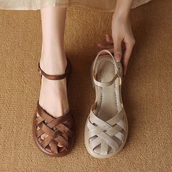 Sandale Baotou în stil nou 2024 pentru femei, cu toc mediu, plate, cu talpă groasă, cu talpă groasă, cu cataramă tricotată, decupate, sandale romane
