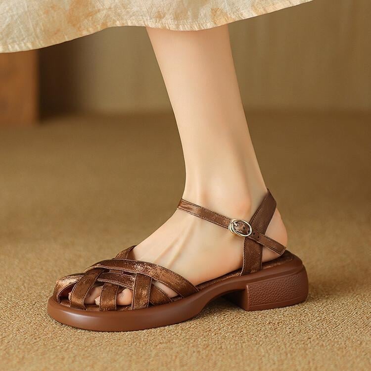 Sandale Baotou în stil nou 2024 pentru femei, cu toc mediu, plate, cu talpă groasă, cu talpă groasă, cu cataramă tricotată, decupate, sandale romane