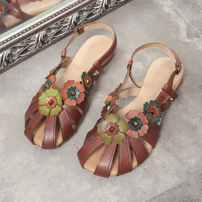 Cvjetne sandale za žene, ljeto 2025., nove okrugle vrhove, karirane, ravnog dna, nišne sandale s kopčom od jedne riječi, retro, veleprodaja