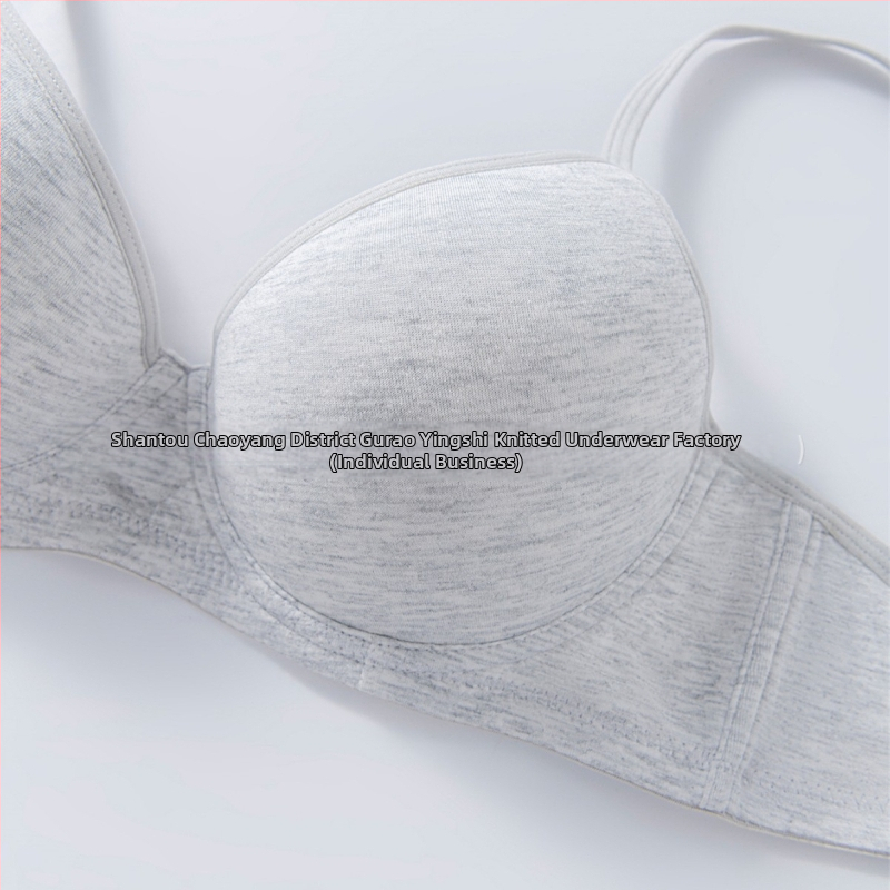 Īpaši piemērots pārrobežu karsto meiteņu krūšturim, elpojošs un ērts, gluds kokvilnas apakšveļas komplekts ar tērauda gredzeniem, kas savelk pret nokarāšanos.