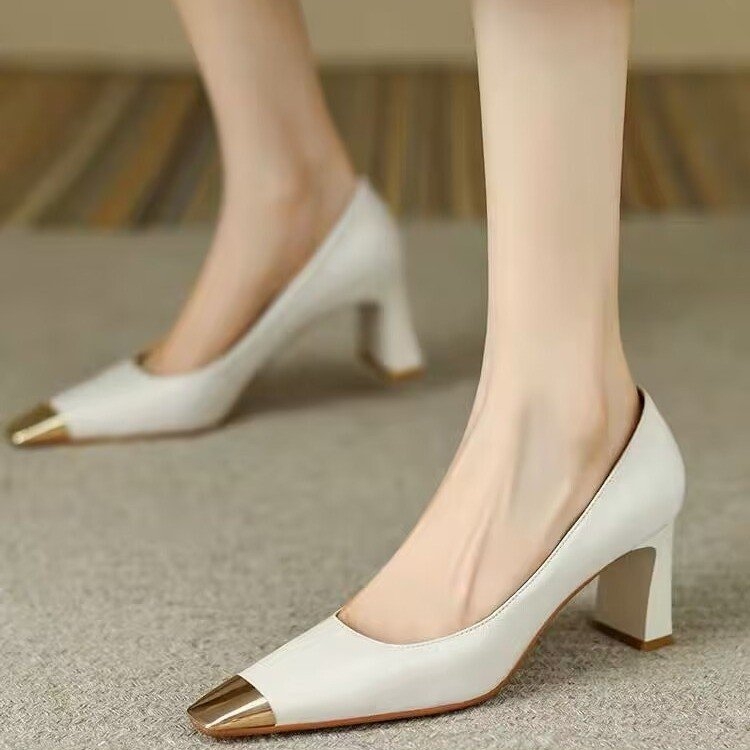 Pantofi de damă în stil francez, versiune coreeană, cu tocuri groase, design de nișă, vârf metalic, vârf pătrat, tocuri înalte și superficiale elegante, stil socialite, pantofi pentru toate anotimpurile