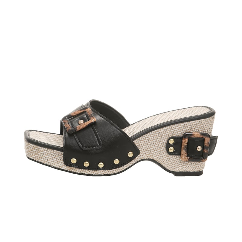 Sandale de vară pentru femei, cu talpă groasă și cataramă metalică, cu nituri, mărime mare, casual, la modă, plajă