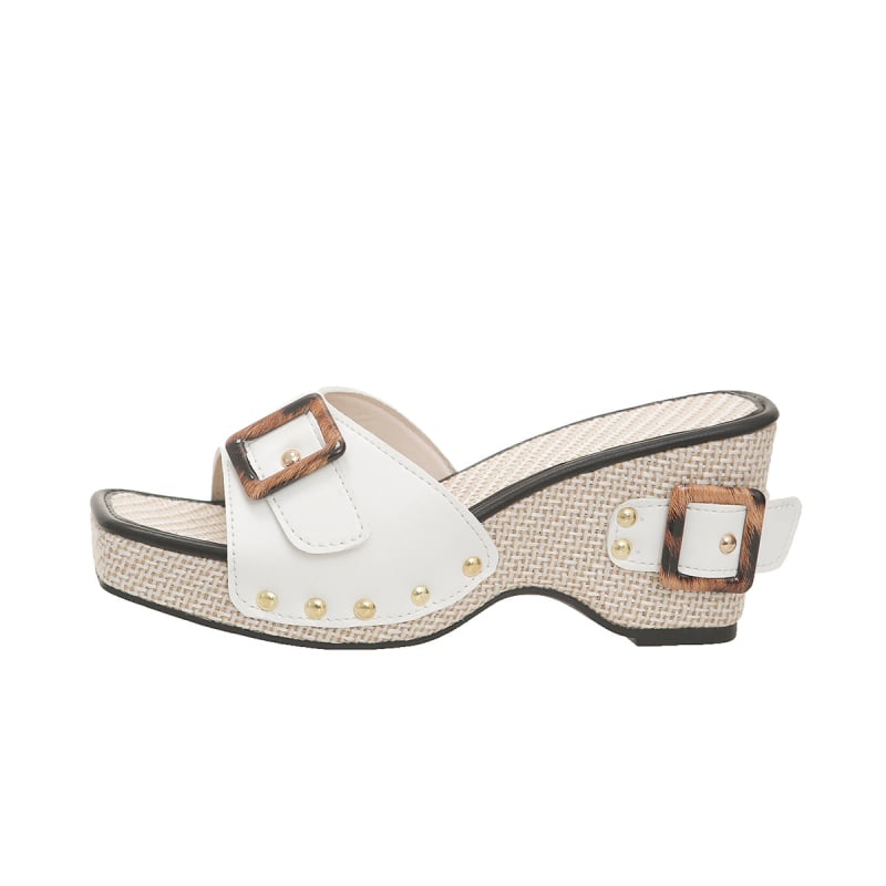 Sandale de vară pentru femei, cu talpă groasă și cataramă metalică, cu nituri, mărime mare, casual, la modă, plajă