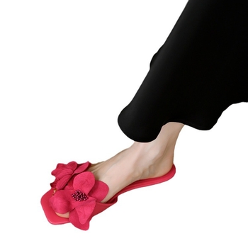 Nove ljetne sandale s crvenom ružom i kvadratnom glavom za žene, stražnje prazne, ležerne, jednostavne i modne, ravne.