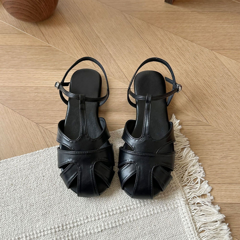 Nove ravne cipele za plažu 2025., udobne pletene sandale s šupljim prstima za žene, proljeće i ljeto, s korejskom suknjom