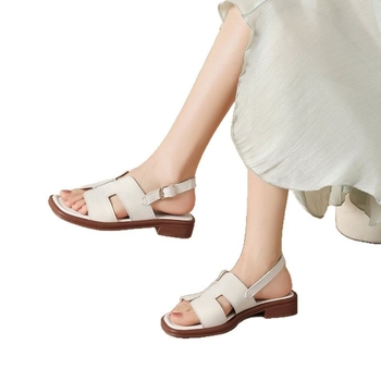 Μοντέρνα καλοκαιρινά γαλλικά ρετρό χαμηλοτάκουνα σανδάλια, ευέλικτα νέα, μοντέρνα, δημοφιλή, φλατ γυναικεία παπούτσια