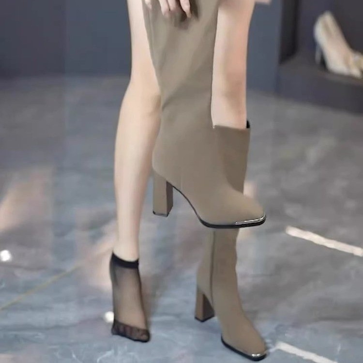 Cizme cu toc înalt și cap pătrat metalic în stil britanic, toc gros, toamna 2024, cizme noi subțiri, cizme la modă pentru femei