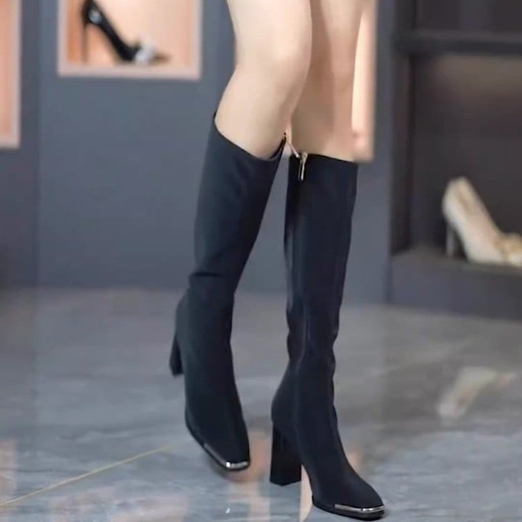 Cizme cu toc înalt și cap pătrat metalic în stil britanic, toc gros, toamna 2024, cizme noi subțiri, cizme la modă pentru femei