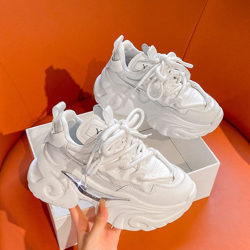 Pantofi sport cu talpă groasă, albi, ușori, cu platformă, pentru femei, care arată picioarele, pantofi sport mici, pantofi de damă europeni pentru femei, 2024, primăvara și toamna, stil fulger nou