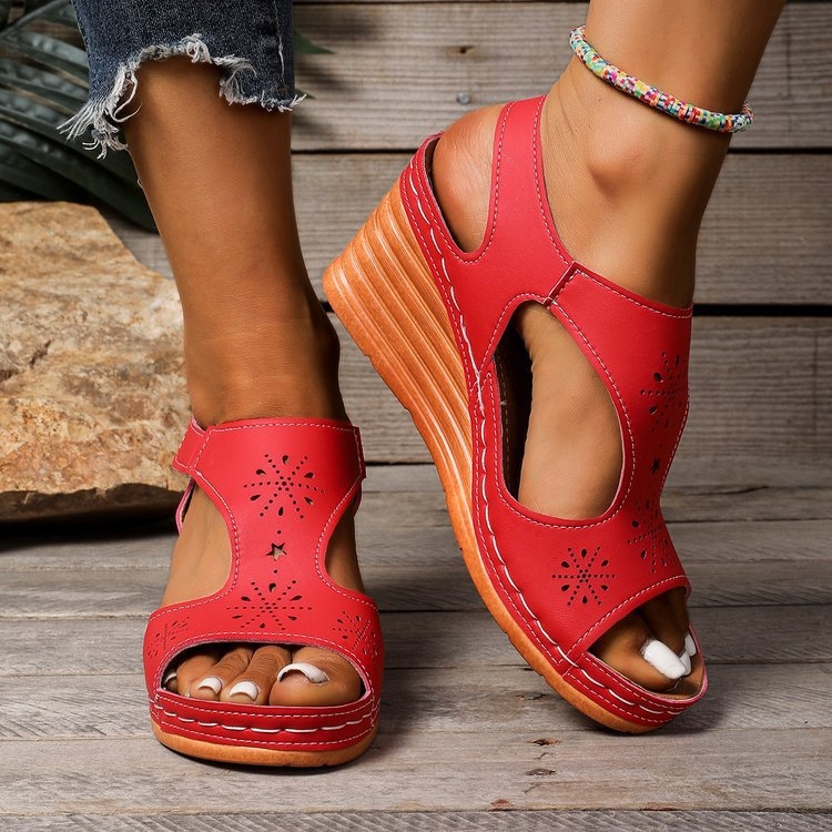 Vanjska trgovina Velike veličine Sandale na klin za žene 2025 Ljeto Nova lagana vanjska odjeća Temu Popularne sandale na čičak za žene