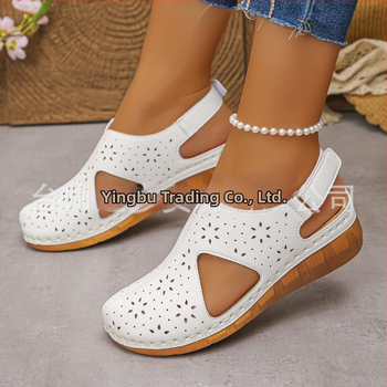 Διασυνοριακά ευρωπαϊκά και αμερικανικά casual σανδάλια 2025, νέο στυλ, με κοψίματα, αναπνεύσιμα λουράκια Velcro, φτέρνα με σφήνα και ραφές ψαροτούφεκο