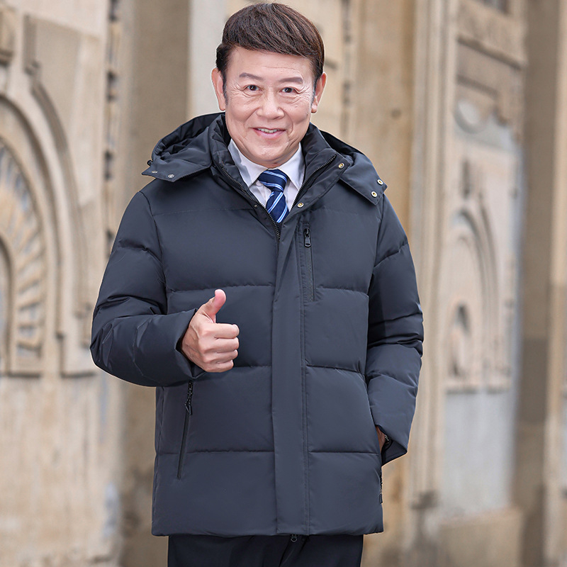 2023 m. žiema Nauja pūkinė striukė vidutinio ir vyresnio amžiaus vyrams baltas anties pūkų šiltas laisvalaikio žieminis paltas tėčio paltas