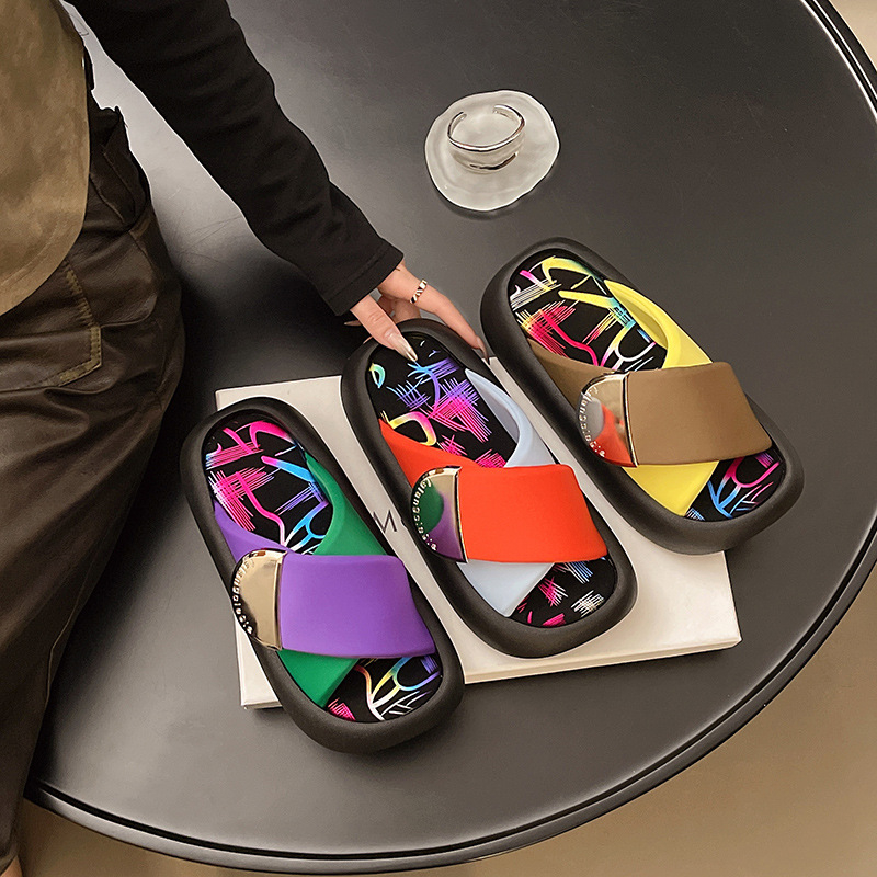 Papuci de damă în stil retro Hong Kong, stil nou, stradă, gură de pește, cruce, talpă groasă, Internet, celebritate, culoare solidă, personalitate dulce, papuci de damă, en-gros