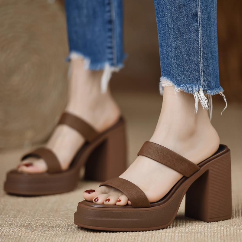 Svestrane sandale s debelom petom za žene, nova modna vanjska odjeća za ljeto 2025., slip-on cipele, vodootporne, platforme, visoke pete