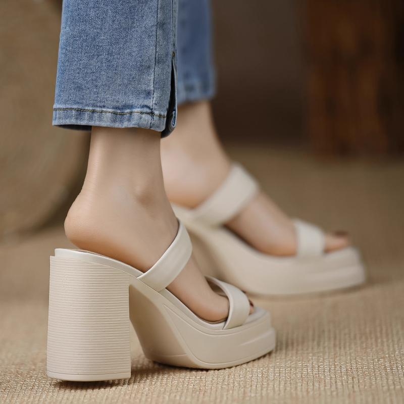 Svestrane sandale s debelom petom za žene, nova modna vanjska odjeća za ljeto 2025., slip-on cipele, vodootporne, platforme, visoke pete