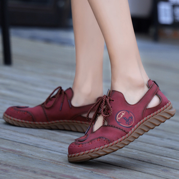 Prekogranične ručno izrađene ležerne prozračne ženske sandale velikih dimenzija s izrezom