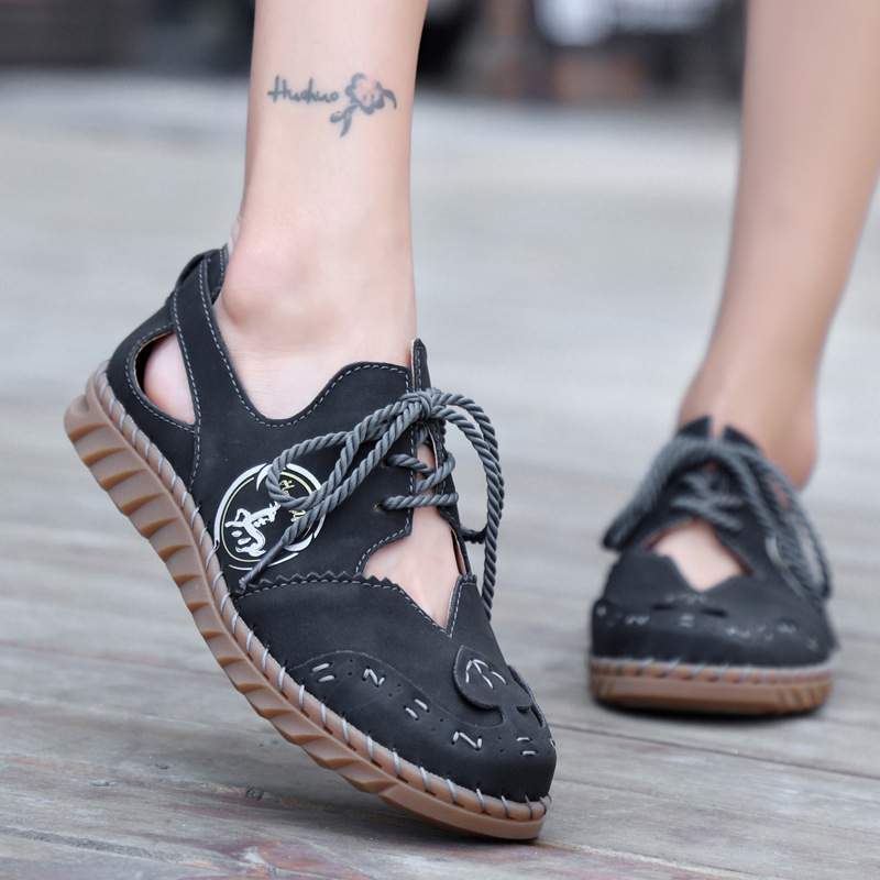 Prekogranične ručno izrađene ležerne prozračne ženske sandale velikih dimenzija s izrezom