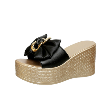 Παντόφλες μεγάλου μεγέθους με χοντρή σόλα και φιόγκο για γυναίκες εξωτερικού εμπορίου, μοντέρνες μεταλλικές αγκράφα, άνετο τακούνι σφήνας, παντόφλες πλατφόρμας με μονό λουράκι 43