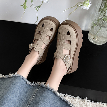 Γυναικεία σανδάλια Niche Hollow Roman για το καλοκαίρι του 2025, νέα πλατφόρμα, με χοντρή σόλα και κλειστά δάχτυλα, παπούτσια Birkenstock βρετανικού στιλ.