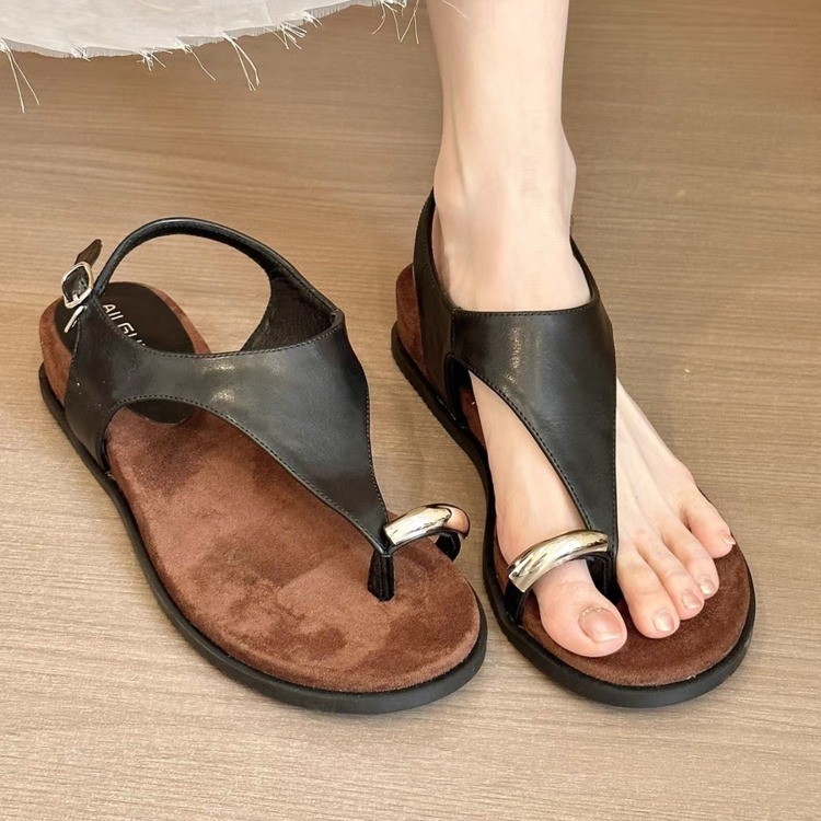 Novi stil francuskih jednostavnih sandala s remenčićima za žene za ljetnu vanjsku odjeću, nježni večernji povjetarac za plažu s tankim remenčićima