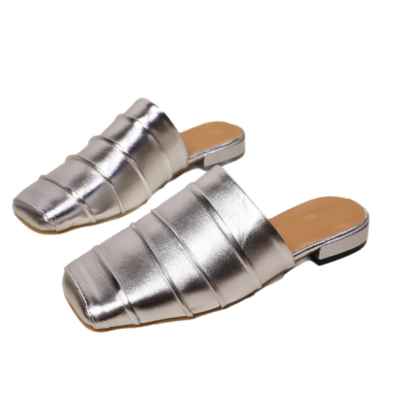 Purtați papuci plisați cu vârf pătrat, cu jumătate de picior, transfrontalieri, vara 2025, nouă nișă, cu un singur picior, de dimensiuni mari, cu toc jos, cu vârful în picioare