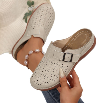 Papuci transfrontalieri de dimensiuni mari pentru femei 2025 vara nouă europeană și americană Baotou cataramă metalică decupată culoare pură Flats papuci pentru femei