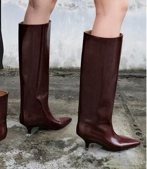 Jesenske i zimske nove modne svestrane nišne francuske retro čizme sa špicastim vrhom i štiklima, s mačkastom petom za žene