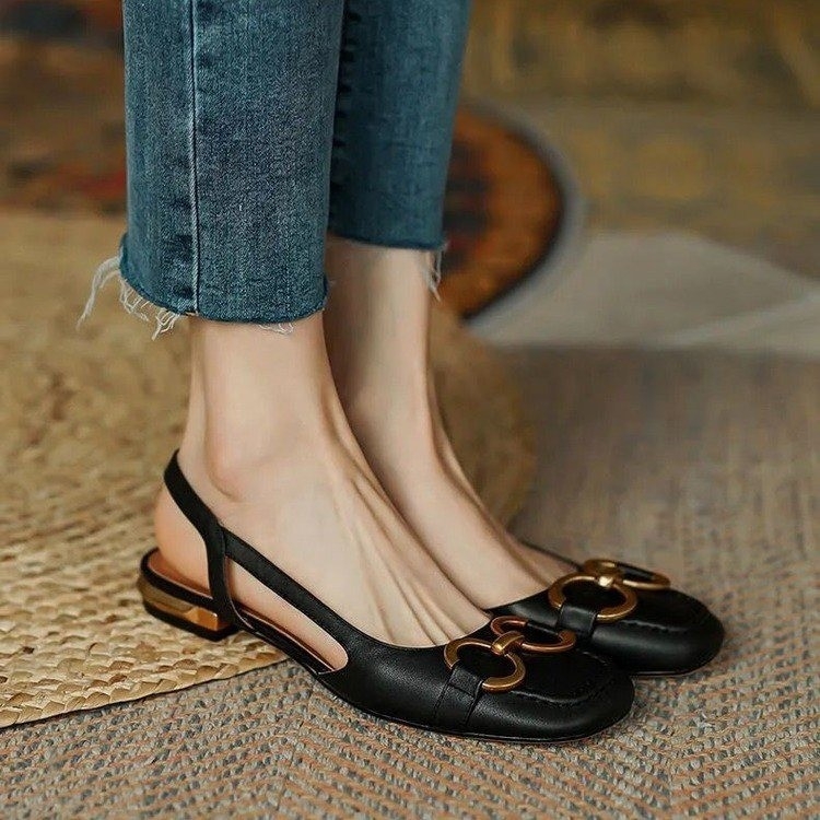 Дамски френски сандали с пръсти, лято 2023, нови метални катарами с конски пръсти, празни обувки, дамски равни ретро обувки