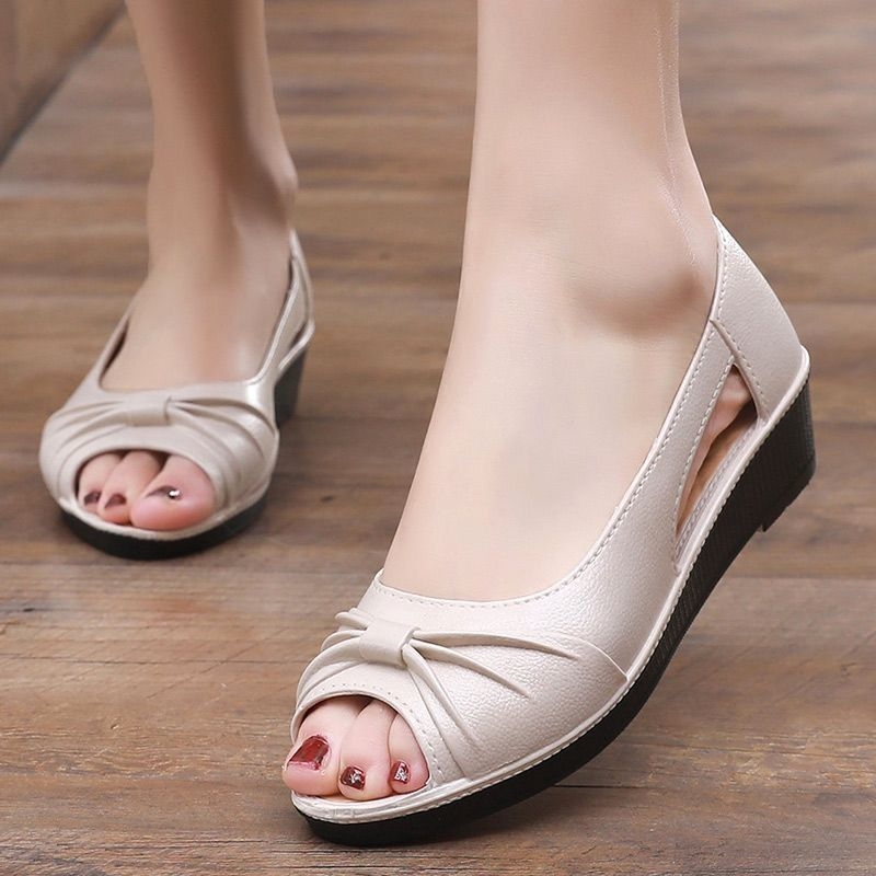 Ankora crvene sandale s uzorkom ribljih usta za osobe srednje i starije dobi, svestrani novi stil, cipele s tankom petom za žene i majke, sandale za žene za vanjske aktivnosti