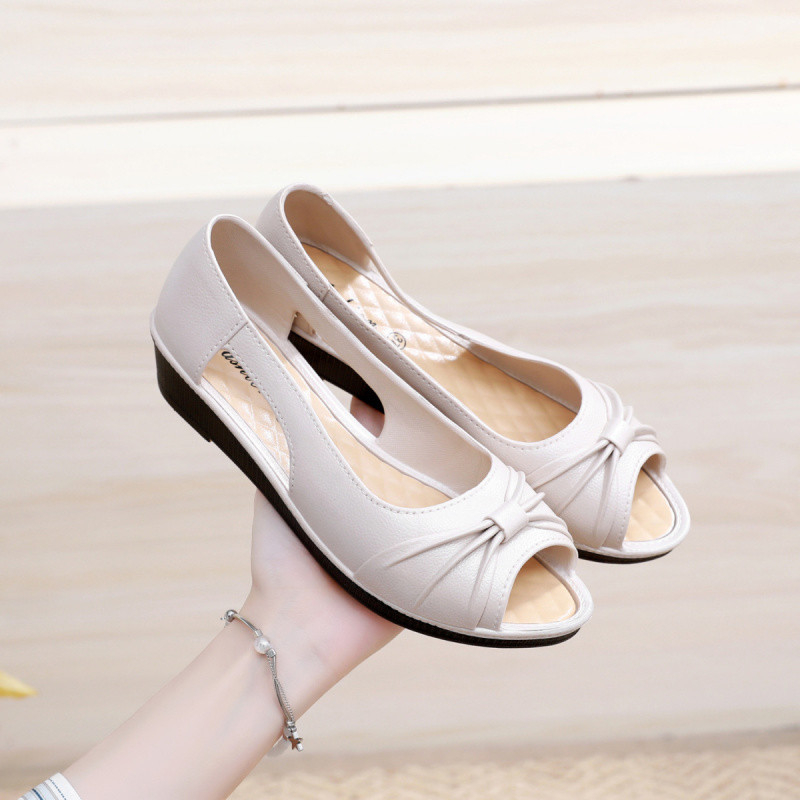 Ankora crvene sandale s uzorkom ribljih usta za osobe srednje i starije dobi, svestrani novi stil, cipele s tankom petom za žene i majke, sandale za žene za vanjske aktivnosti