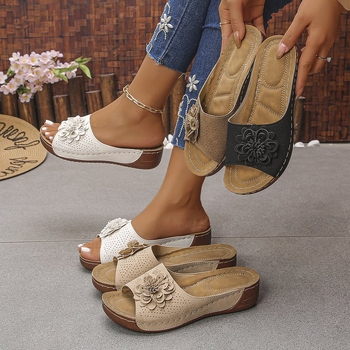 Jugoistočna Azija prekogranična padina s debelim potplatom s cvijećem, riječju riblja usta papuče nose plus size generaciju ženskih cipela