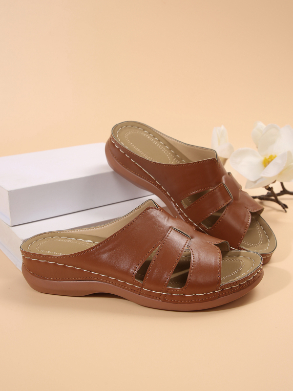 Дамски пантофи на клин, нови, 2025 г., големи размери, връхни дрехи, европейски и американски сандали и пантофи, Amazon Independent Station wish