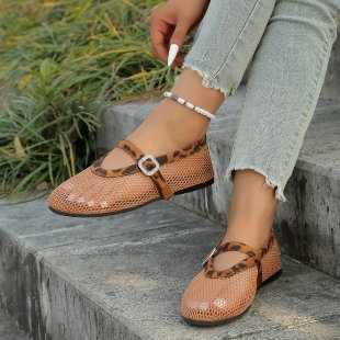 Γυναικεία μπαλαρίνες με στρογγυλή κεφαλή και αγκράφα, ευρωπαϊκά και αμερικανικά, με κοίλο σχέδιο ψαριού, για την άνοιξη και το καλοκαίρι, με μονό παπούτσι Mary Jane.