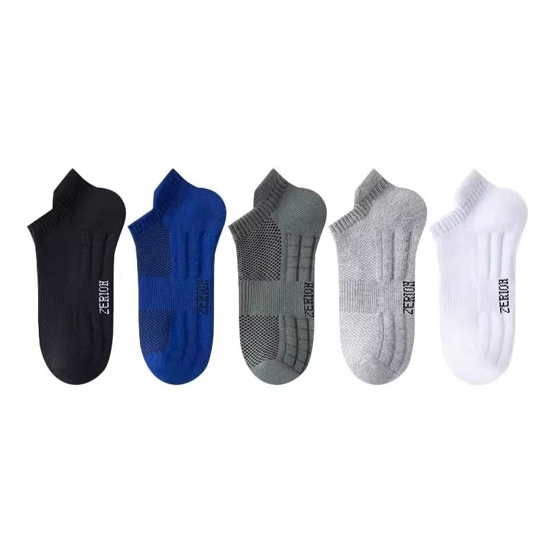 Чорапи Zhuji, мъжки къси летни тънки памучни дезодоранти, абсорбиращи потта, спортни момчета, летни черно-бели, къси тръбички
