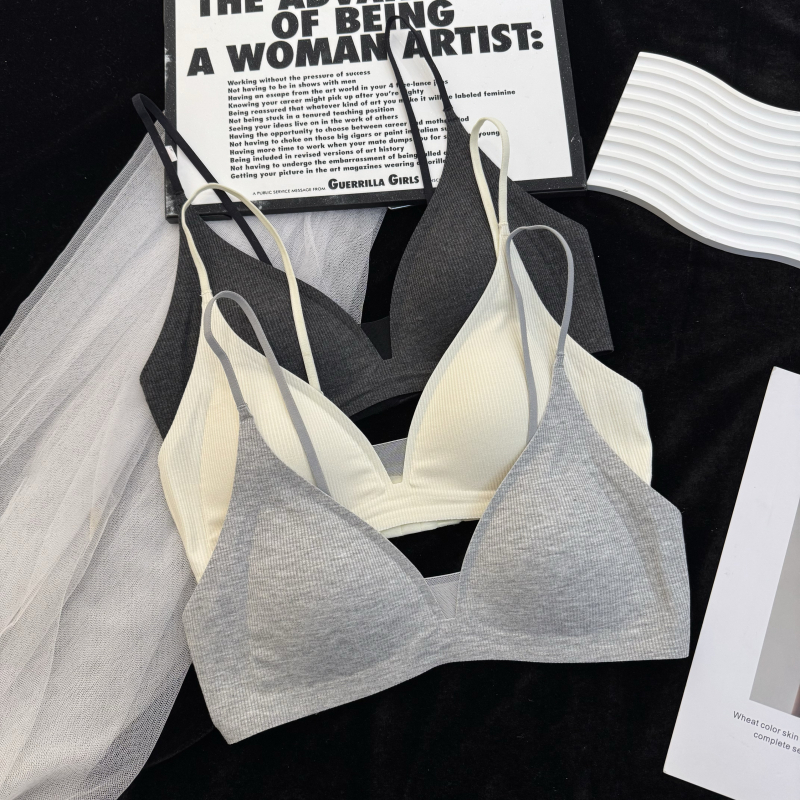 Fengzhixin Original French Deep V Triangle Cup Intimates Fără Margini Frumos Back Fără Cusături Push-Up Sutien de vară subțire