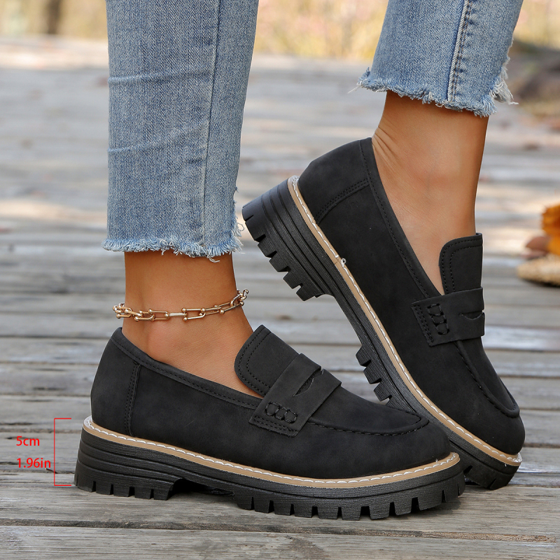 Nove proljetne i jesenske mokasine iz 2025., prekogranične, velike, ležerne, matirane, ženske cipele u britanskom stilu, debela peta, debeli potplat, vanjska trgovina, retro